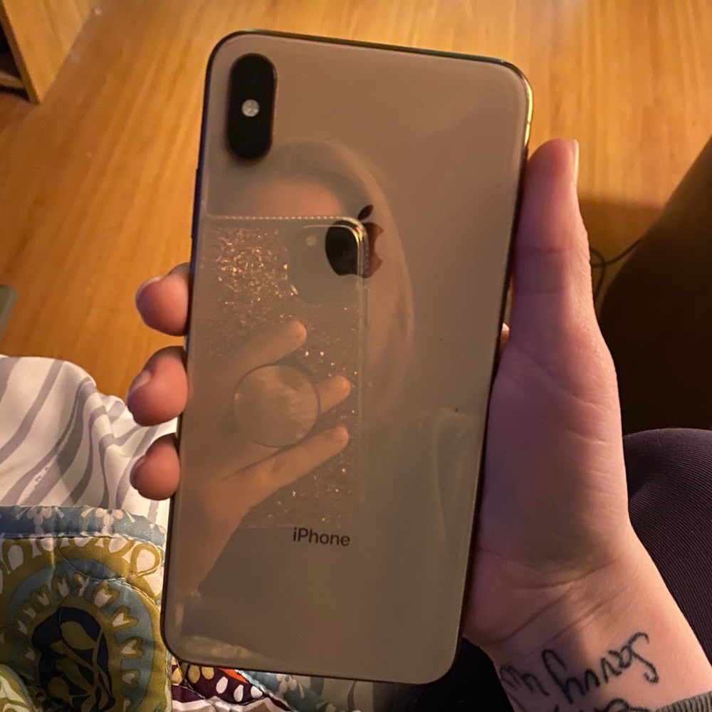 iPhone XR max